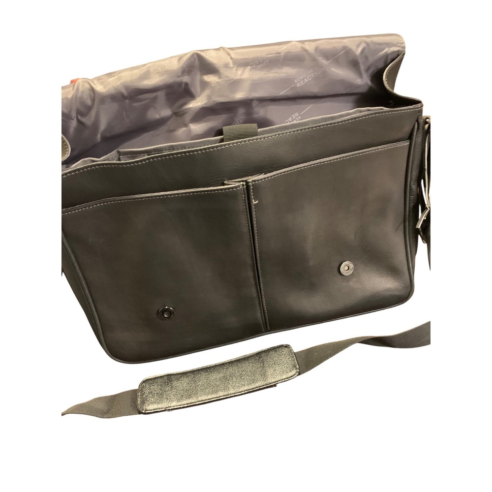 Kenneth Cole Reaction Black Leather‎ Messenger Bag Laptop Briefcase Crossbody